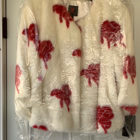 ⭐️⭐️❤️ADRIENNE LANDAU FAUX FUR JACKET ❤️⭐️⭐️ - Picture 2 of 8